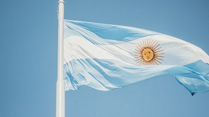 Более 211%: в Аргентине инфляция бьет рекорды