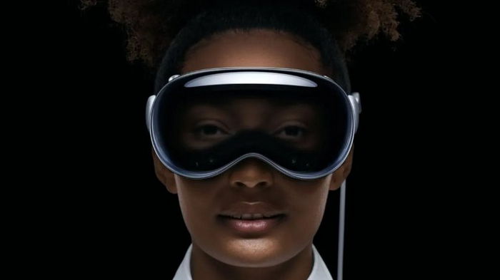 Apple открыла предзаказ на гарнитуру виртуальной реальности Apple Vision Pro