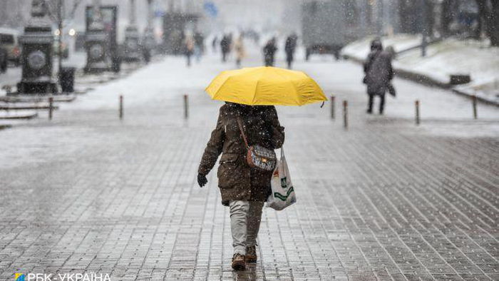 В Україні потеплішає, в низці областей попереджають про туман й ожеледь: погода на сьогодні