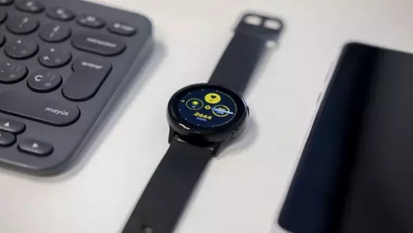 Що відомо про майбутній розумний годинник Samsung Galaxy Watch вже зар...