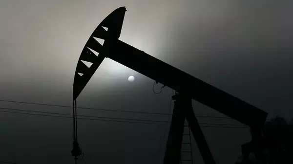 Что будет с мировыми ценами на нефть и газ: прогноз НБУ на три года