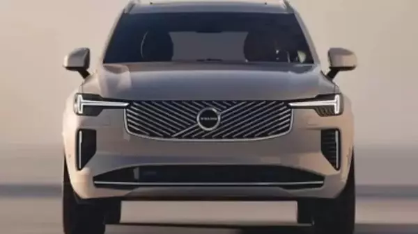 Новый кроссовер Volvo XC90 2025 рассекретили до премьеры (фото)