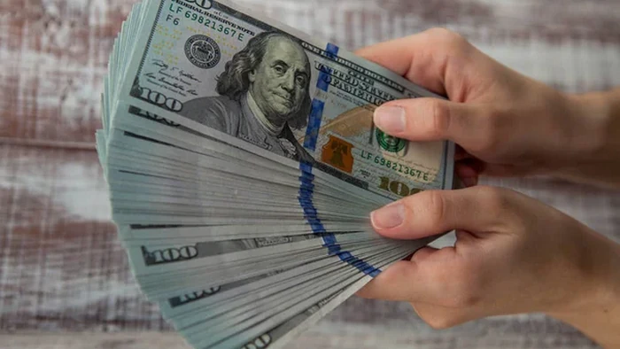 Куда выгоднее вложить деньги в ближайшее время: советы банкира