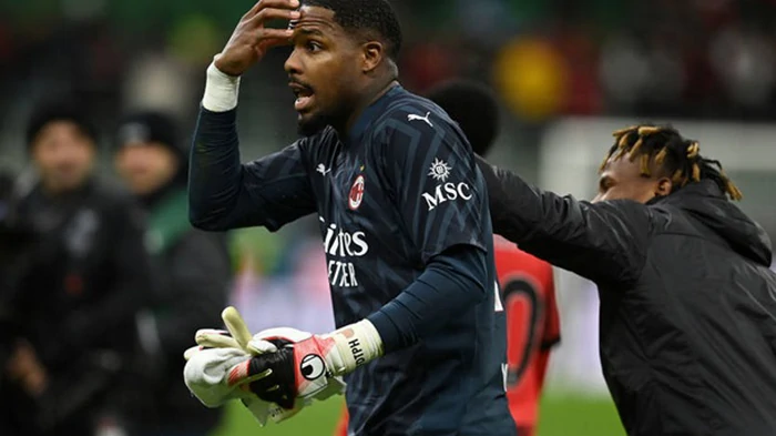 Клуб Челси решил не искать нового голкипера