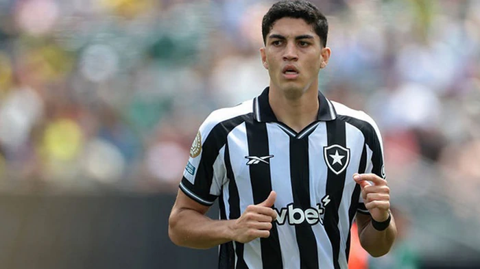 Молодой центрбек стал вторым подписанием Ноттингема в летнее межсезонье