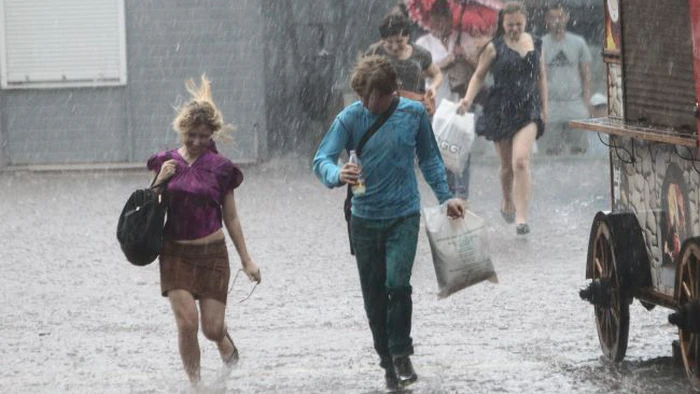 Знадобляться парасольки: де сьогодні чекати дощів з грозами