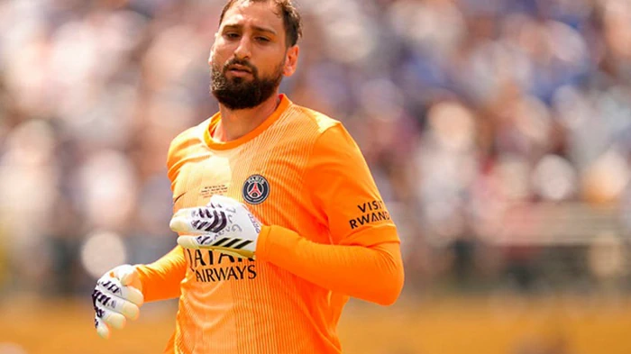 Голкипер сборной Италии может продолжить выступления за ПСЖ