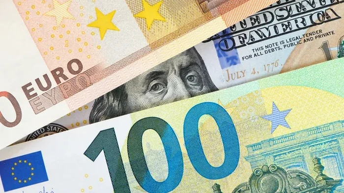 Сколько будут стоить 100 долларов в Украине: прогноз банкира до 10 августа