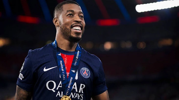 ПСЖ принял решение о будущем своего защитника