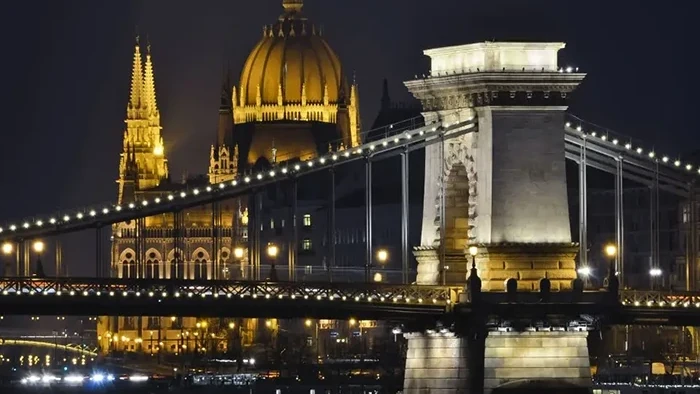 Экскурсия по Дунаю в Будапеште