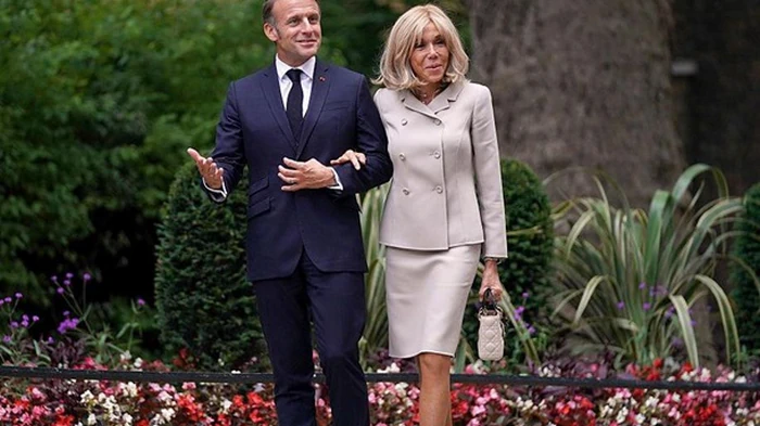 Адвокат Макрона пообещал «доказать», что первая леди Франции — женщина