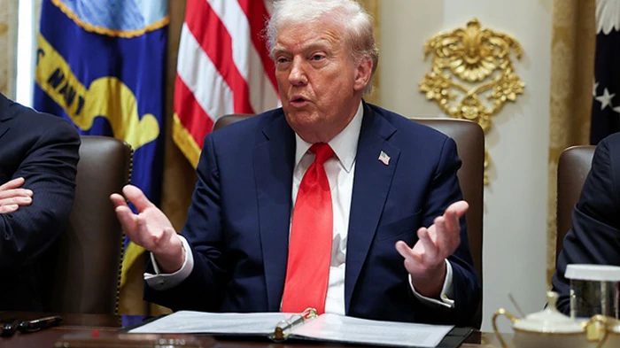 Трамп отменил встречу с Си