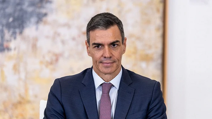 Премьер Испании выступил против повышения оборонных расходов