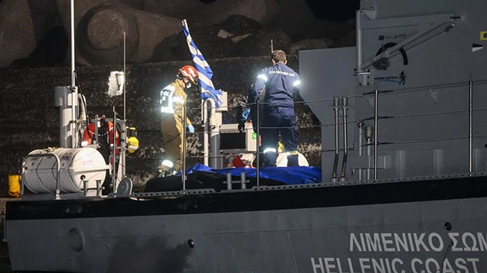 Недалеко от Греции затонул лодка с мигрантами: 17 погибших