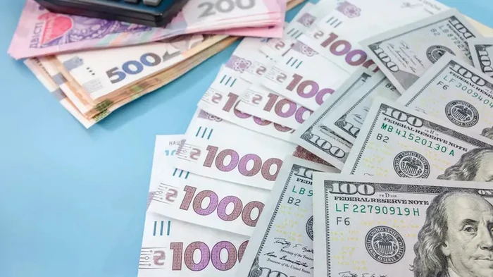 Курс доллара и евро в Украине 28 декабря: сколько стоит валюта сегодня