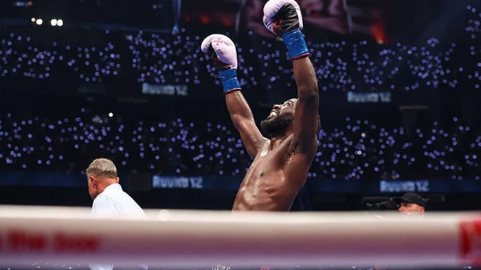 The Ring определил лучшего боксера 2025 года