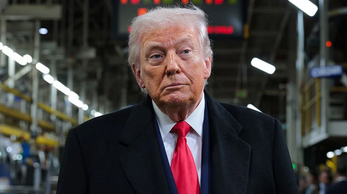 Поддержка Трампа в США упала до рекордно низкого уровня — опрос