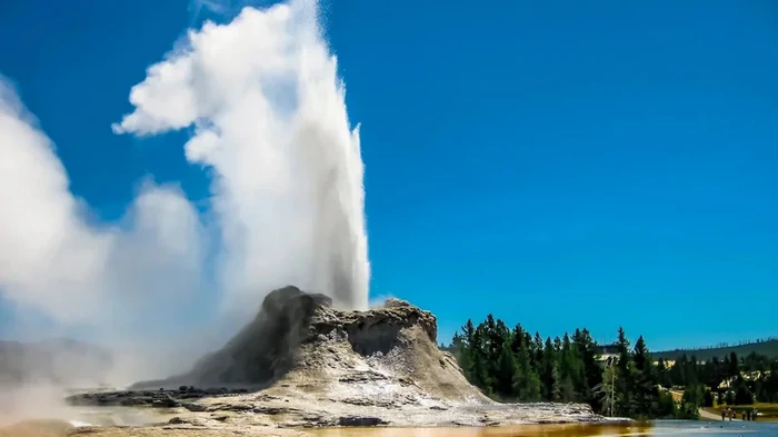 Крупнейший вулкан создает «волдырь» диаметром 25 км на теле Земли: почему поднимается почва