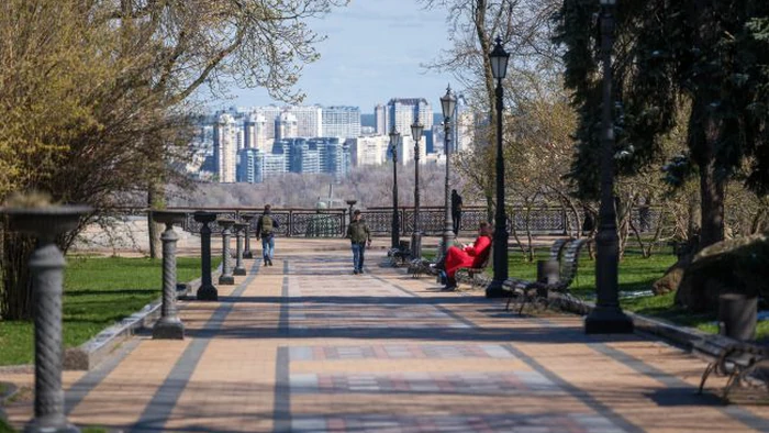 Синоптики дали прогноз погоди на сьогодні: де буде до +17