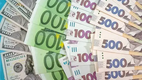 Доллар на максимуме, евро уже 51 грн: курс на 11 марта и нужны ли доку...