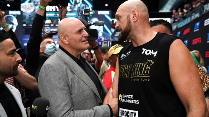 Трилогия с Усиком: отец Фьюри сделал неожиданное заявление