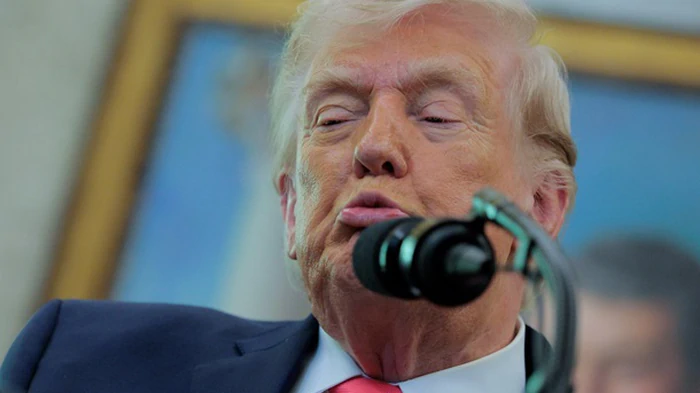 Трамп готов свернуть кампанию в Иране даже без открытия пролива — СМИ