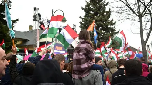 На выборах в Венгрии рекордное количество желающих голосовать за границей