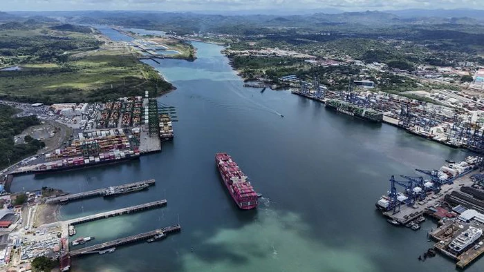 Цены на проход по Панамскому каналу взлетели до рекорда из-за войны в Иране, — FT