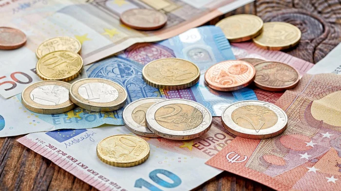 Украина будет с деньгами: в ЕС рассказали, когда поступит первый транш с €90 миллиардов кр...