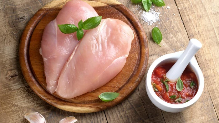 Украина установила рекорд по экспорту мяса птицы: кто самые крупные покупатели