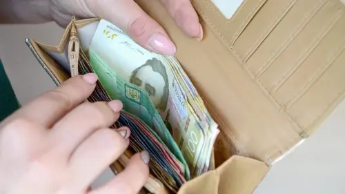 Средняя зарплата превысит 44 тысячи гривен: правительство одобрило эко...