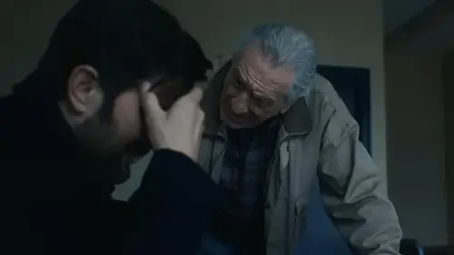 Netflix показал трейлер криминального триллера «Шептун» с Робертом де Ниро и Адамом Скотто...