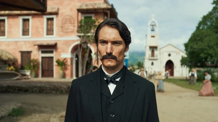 Забудьте про жару: эти сериалы заставят вас сидеть у экрана весь август