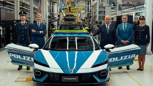 Lamborghini выпустила модель Temerario для полиции со скоростью 343 км/ч, но она не предна...