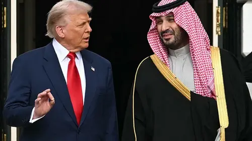 Наследный принц Саудовской Аравии просил Трампа ударить по хуситам — СМИ