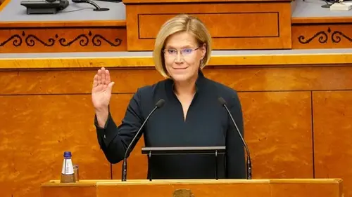 Новая президент Эстонии принесла присягу и произнесла первую речь