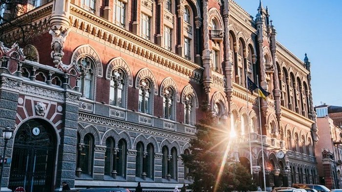 Курсы валют на 16 декабря: гривна резко укрепилась к евро